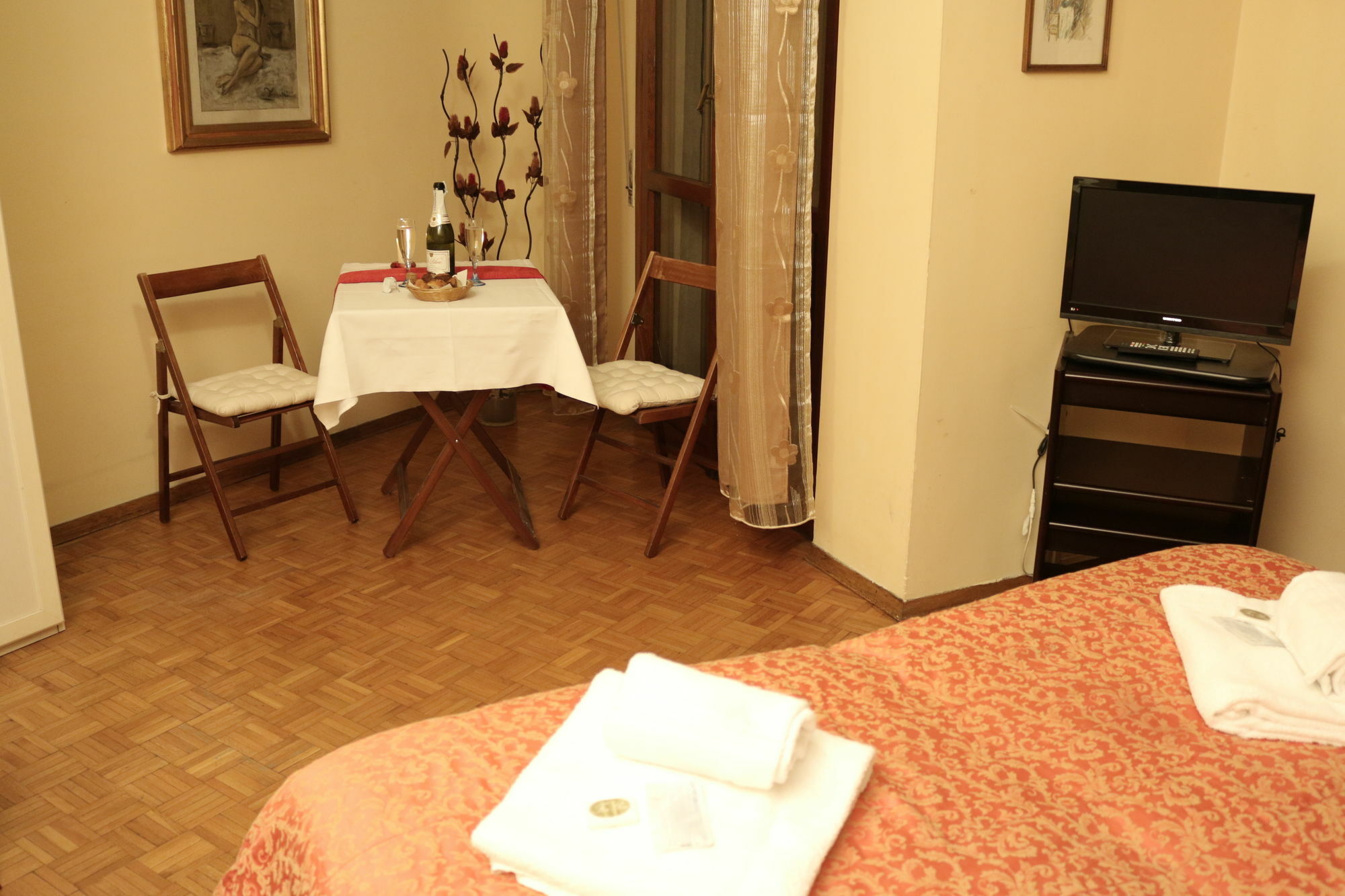 Soggiorno Karaba Florence Luaran gambar